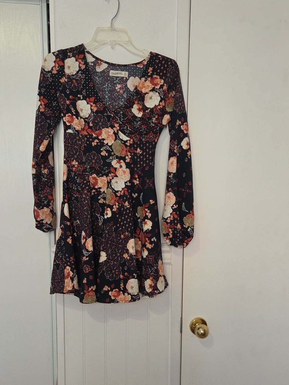 Abercrombie & Fitch Black Floral Wrap-Style Midi Dress with Peach Roses